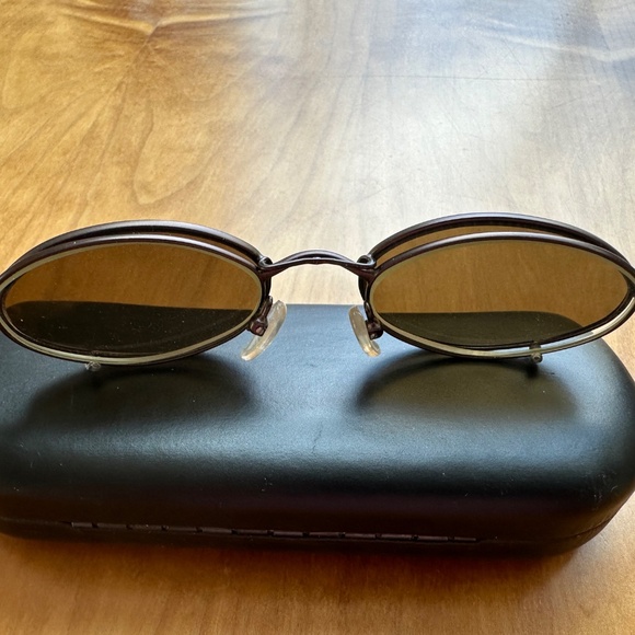 GUCCI WOMAN’S EYEGLASS FRAME WITH CLIP ON SUNGLASS LENSES - Picture 6 of 7